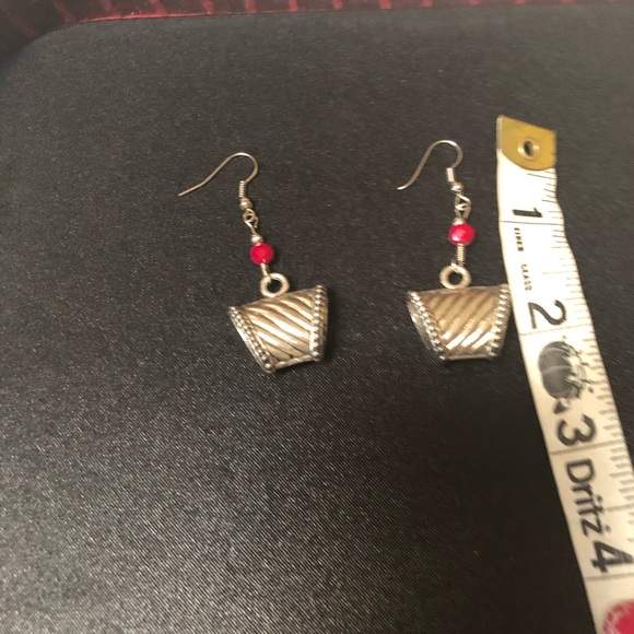 Silver tone and red earrings - Picture 2 of 2